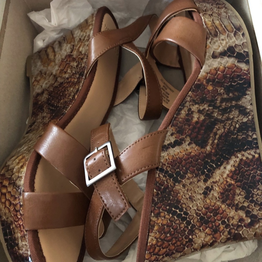 Mootsies Tootsies Reptile Wedge Heels Shoes Sandal - Picture 7 of 9